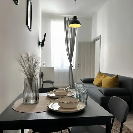 Dolce Apartment *